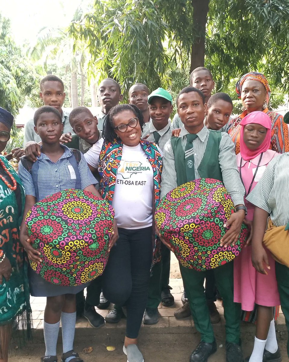 Making of pet bottles Ottoman