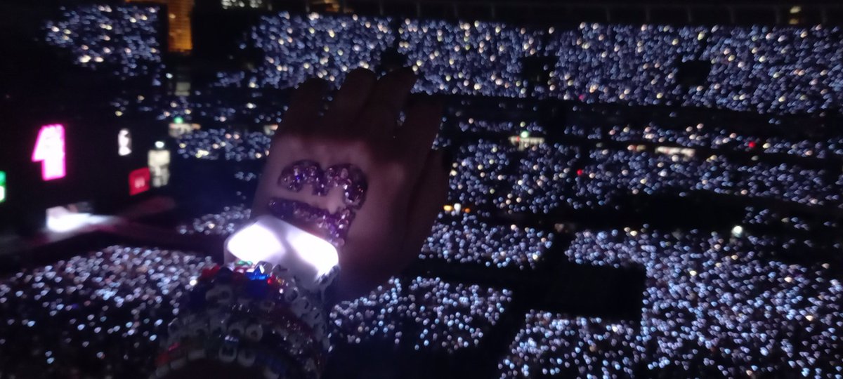 vvdelagx's tweet photo. I had the time of my life with you, Taylor.
💜 https://t.co/FAZauubr6M
