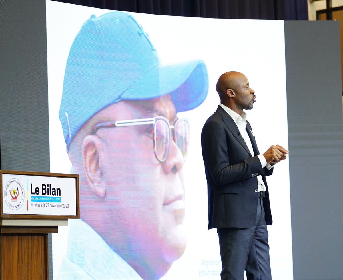 MudimbiThierry's tweet photo. #Makambu ebandi🔥🔥🔥🦅🦅🦅🇨🇩🇨🇩🇨🇩.
@PatrickMuyaya
#Bandal Num:41
#Funa Num:476
soyons tous du bon côté de l’histoire 🇨🇩🇨🇩
#FatshiFondation
#ChangementDeNarratif
#Funa471
#Bandal41 https://t.co/p323mDoy5v