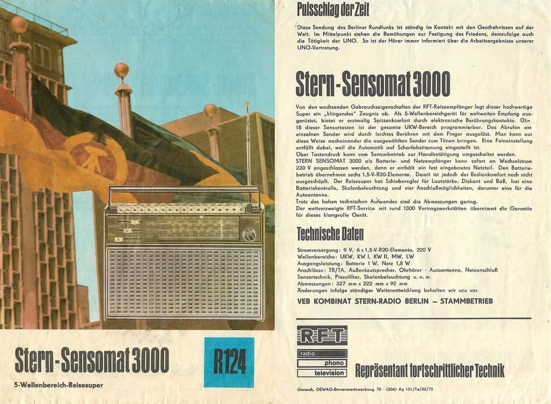 DDR_Reklame's tweet photo. Das VEB Kombinat Stern-Radio-Berlin produzierte ab 1974 das „Stern Sensomat 3000“. Es galt als bestes in der RGW produziertes Kofferradio und wurde aus diesem Grund mit dem „Gütezeichen Q“ ausgezeichnet.  

#Sternradio #Kofferradio #Berlin #DDR #GDR #Ostalgie #EastGermany https://t.co/3B0jraHhi8