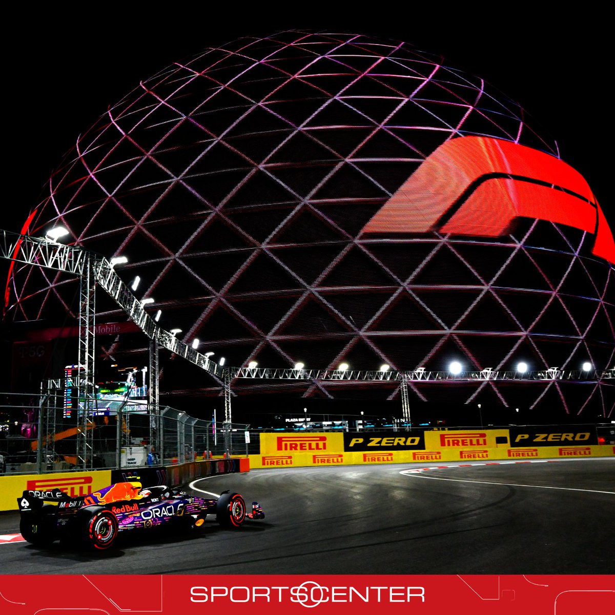 SportsCenter_nt's tweet photo. ¡Carrerón de Checo Pérez en Las Vegas! 🔥

El mexicano finaliza tercero tras una gran remontada 💪

Asegura el subcampeonato de la #F1 👏 https://t.co/j7EByMg3wJ
