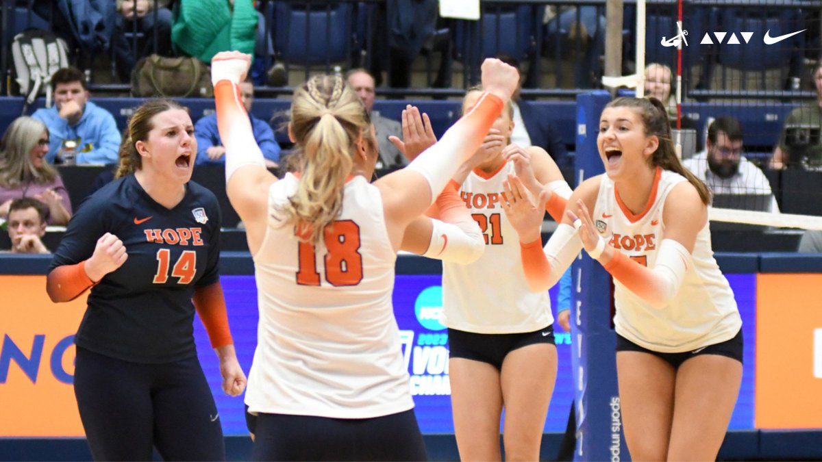 HopeAthletics's tweet photo. VICTORY! Hope 3, Transylvania 2. The Flying Dutch serve up another thrilling five-set victory in front of a boisterous DeVos Fieldhouse crowd and advance to the national quarterfinals for the second season in a row! #DIII50 #WhyD3 #d3vb https://t.co/2d9vSqOmD7