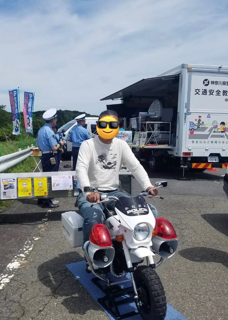 #バイクに跨がった画像を貼れ見た人もやる

数年前の819の日