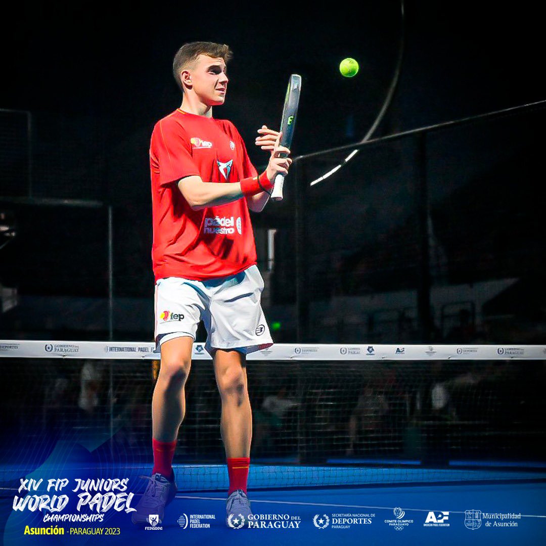 PadelJunior2023's tweet photo. Postales de los encuentros por la Final Mundial Masculino entre #España🇪🇸 y el seleccionado de #Suecia🇸🇪

Ambas selecciones dieron todo en las diferentes categorías y brindaron al público que acudió a la @sndpy un verdadero espectáculo 🤯🎉

#JWPCAsu2023 #PadelFIP #Pádel https://t.co/SuCofKiCmp