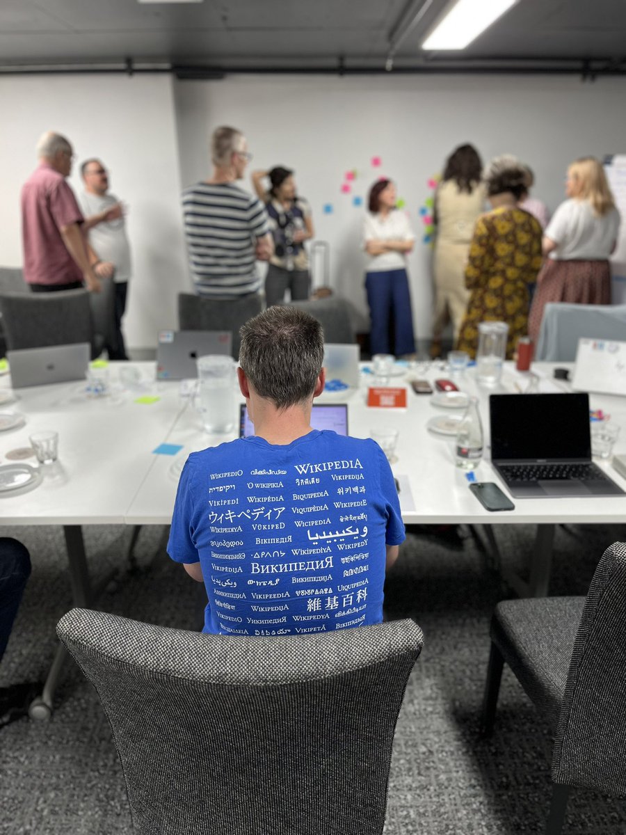 wm_au's tweet photo. Our board and staff took the opportunity of WikiCon Brisbane to get together to plan and examine our future strategic plan - we are excited about where things are heading! #wikiconbrisbane #wikicon #strategicplanning https://t.co/akavIxYGcX