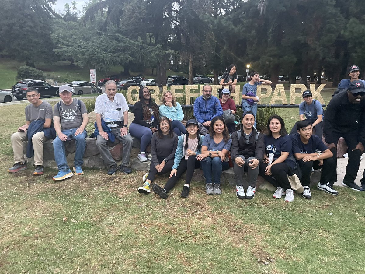 ayogist's tweet photo. #glaw many thanks to @franklinavenue for another walk (or in my case, ride) to remember! we looped from #griffithpark to franklin, fairfax, pico, and western -- they were on sidewalk, i was on street ๐ฒ๐ฑ https://t.co/F1nSVVb6to