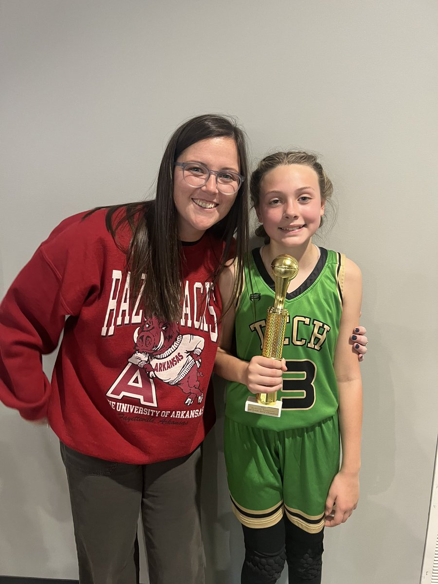 Miranda Lamb tweet media