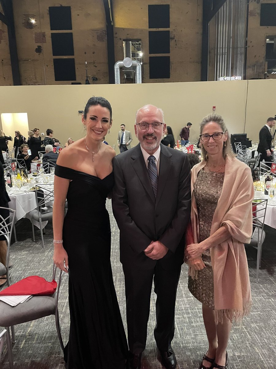 It was my honor to host the “Rock The Red Carpet for a Cure” benefitting the WNY Chapter of the Cystic Fibrosis Foundation with @pathammer . Scott Bieler of @WestHerr and Mary Wilson are huge supporters. One day, CF will stand for CURE FOUND. @CFFWNY @WGRZ