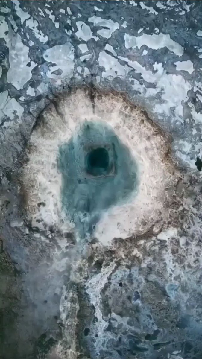 Mithe526533's tweet image. When you come to this world, you must make an effort to see more scenery.