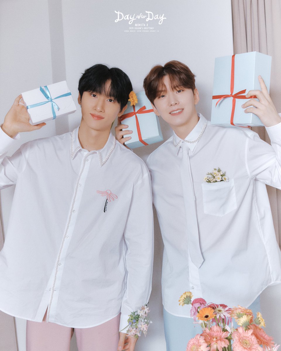 OfficialMONSTAX's tweet photo. 📸
2024 MONSTA X
SEASON'S GREETINGS
𝑫𝒂𝒚 𝒂𝒇𝒕𝒆𝒓 𝑫𝒂𝒚 ☀🌟

CONCEPT PHOTO 
#기현 #IM
#KIHYUN #아이엠

🗓 예약 판매 오픈
231120 4PM - (KST)

#몬스타엑스
#MONSTA_X #MONSTAX
#2024시즌그리팅 #DayafterDay https://t.co/fXoIJ6u8i6