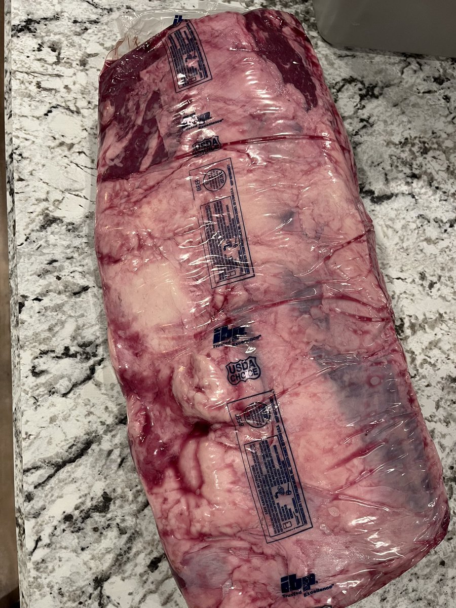 CrackCattle's tweet photo. Wife sent me to town to get a turkey. I went to the local bar and grill, had 5 beers and came home with this #winning https://t.co/M1HHoVnPfo