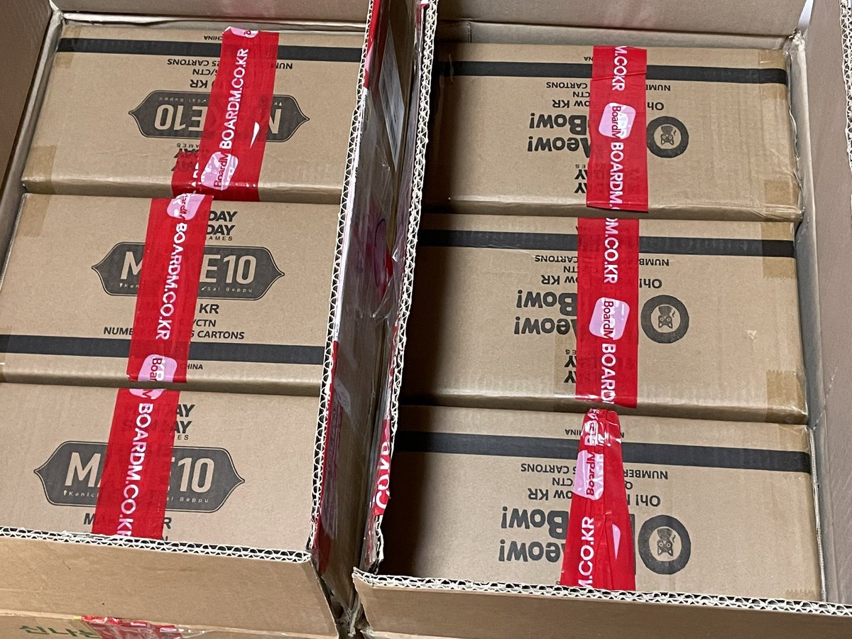 KABU_KEN65's tweet image. 韓国から荷物が無事に到着しました‼︎
23日(祝)のフォアシュピールでは予定通り、製品版で試遊して頂けます☆彡

x.com/shousandesuyo/…

現在ゲムマ2023秋にて取り置き予約中‼︎
◇予約フォーム↓
forms.gle/kNh95kZJCNFyiz…

#MAKE10
#OhMeowBow
#フォアシュピール2023秋
#ゲームマーケット2023秋