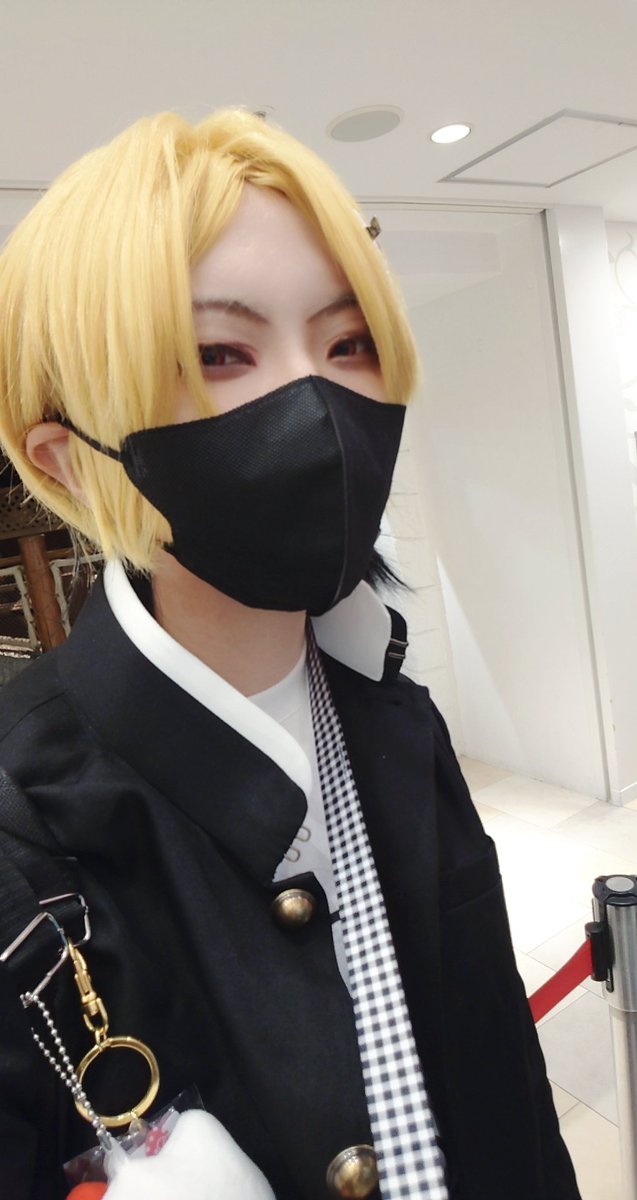 10ch_cos's tweet photo. ⚠ cos コスプレ
#こすぷれピューロ2023秋 
4人で来たっちゃ🎀
パイセンのドレス姿麗しかったです🙏🙏🙏 https://t.co/3RVdtYCshN