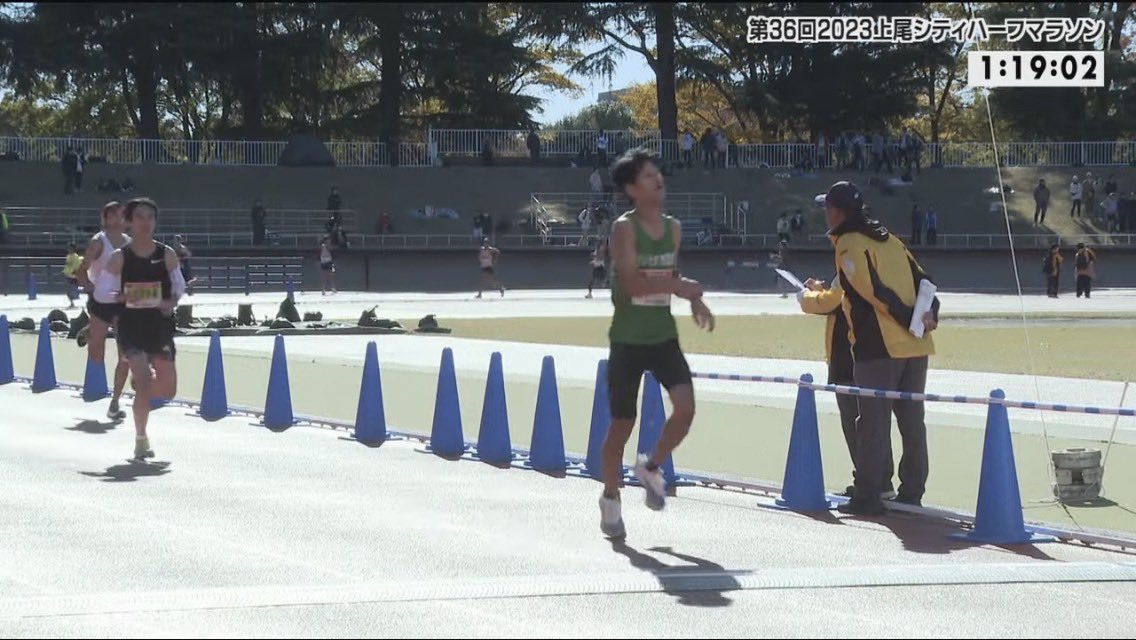 73分台、あわよくば72分台を狙っていた上尾ハーフマラソン。８キロまで順調だったが、後半大きく失速。キロ４分すら守れないペースに。走り終わった後もぐったりするくらい疲れ果てました。
#上尾ハーフマラソン
