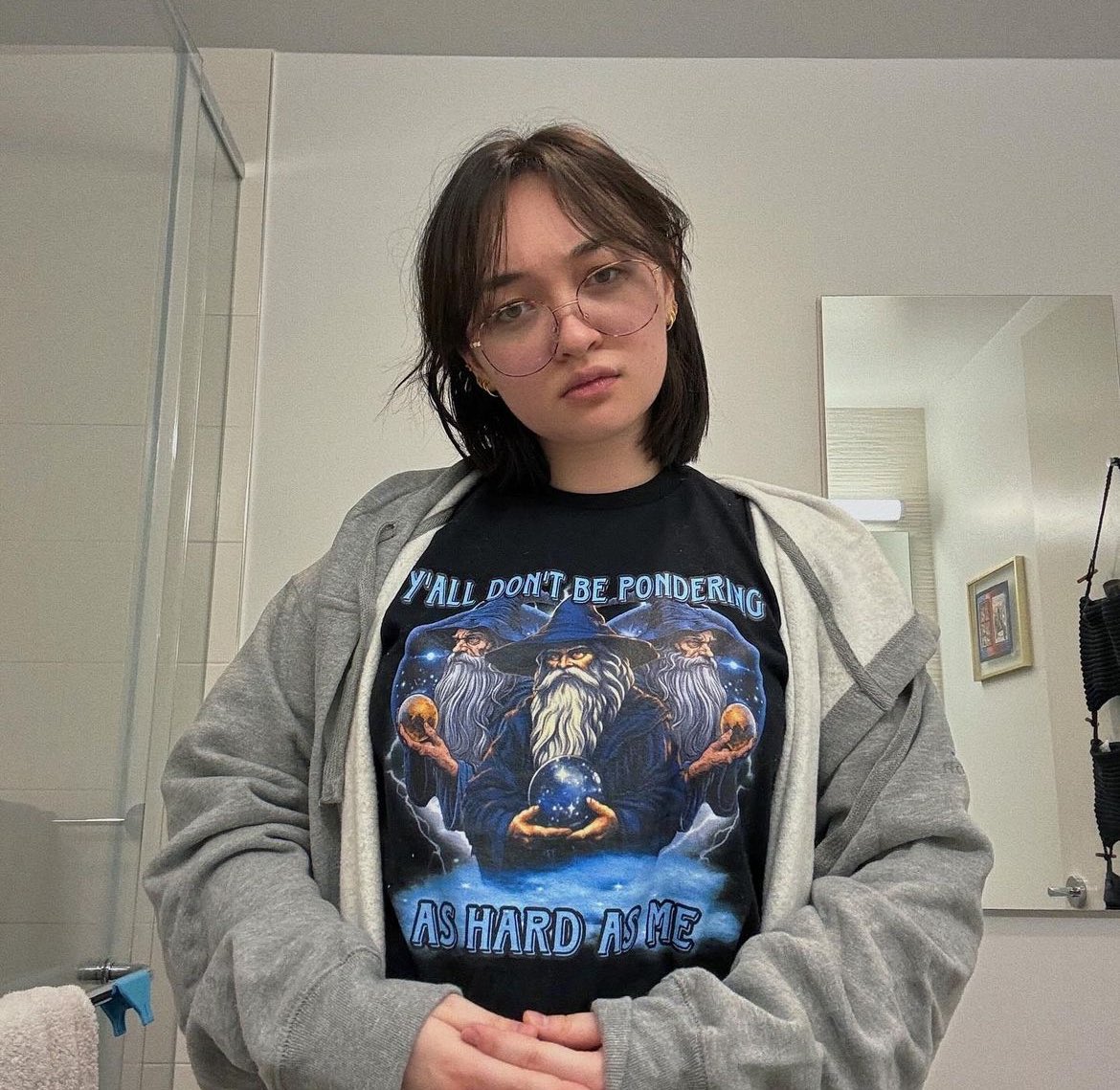 mxmcloset's tweet photo. maia is wearing 

- craggy’s corner pondering tee in black 
   • $24.25

🔗: https://t.co/WsSALXLkeT https://t.co/lEaHnsO4K9