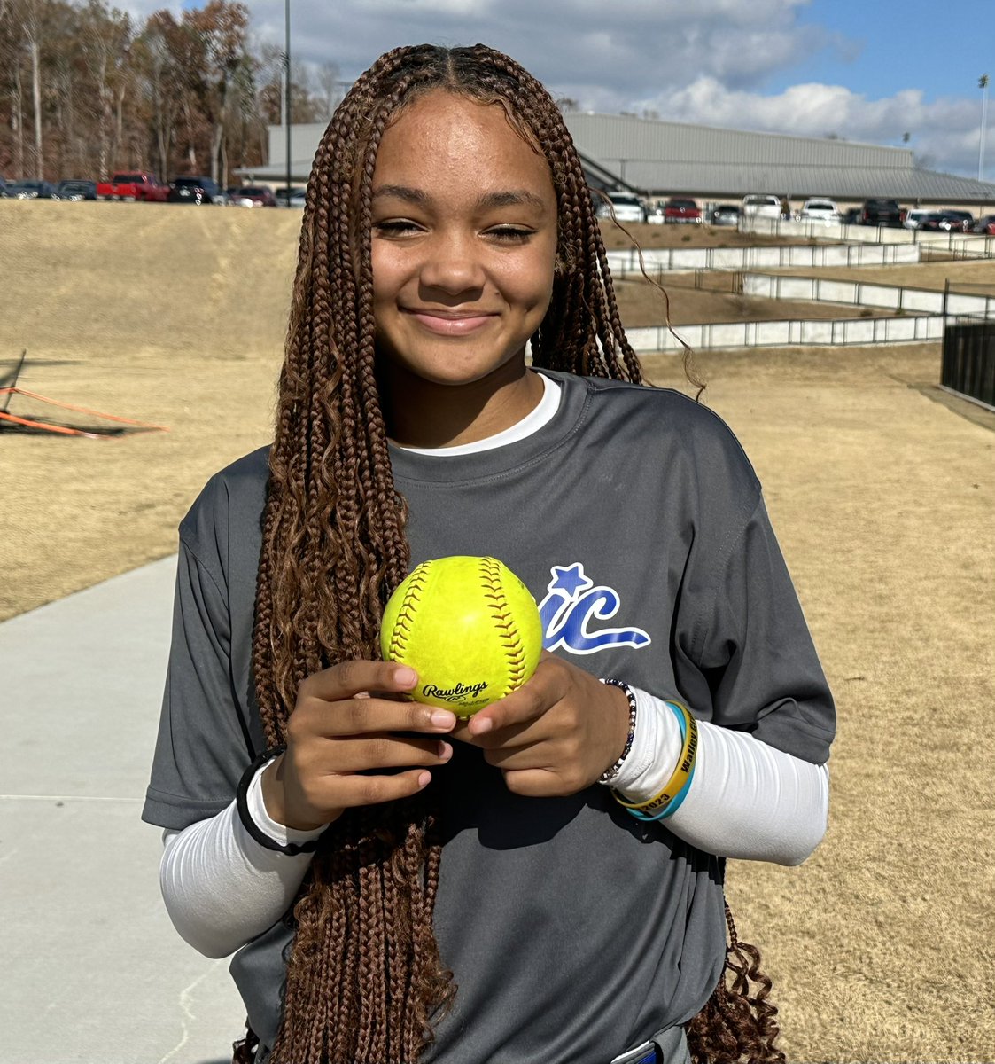 MagicSoftball18's tweet photo. It’s always a great day when you hit a bomb 💣 Hardwork is paying off! Way to go Jamiyah!  @JamiyahGary8 Owl City    #Classof2025 #Softball #Outfielder #Homerun  @bamm2ms @SoftballDown @hbcusoftball @MSPTakeover @TopPreps @TAProfileAPP @UncommittedUsa @upnextrecruits @SBRetweets https://t.co/syncPfsjhZ