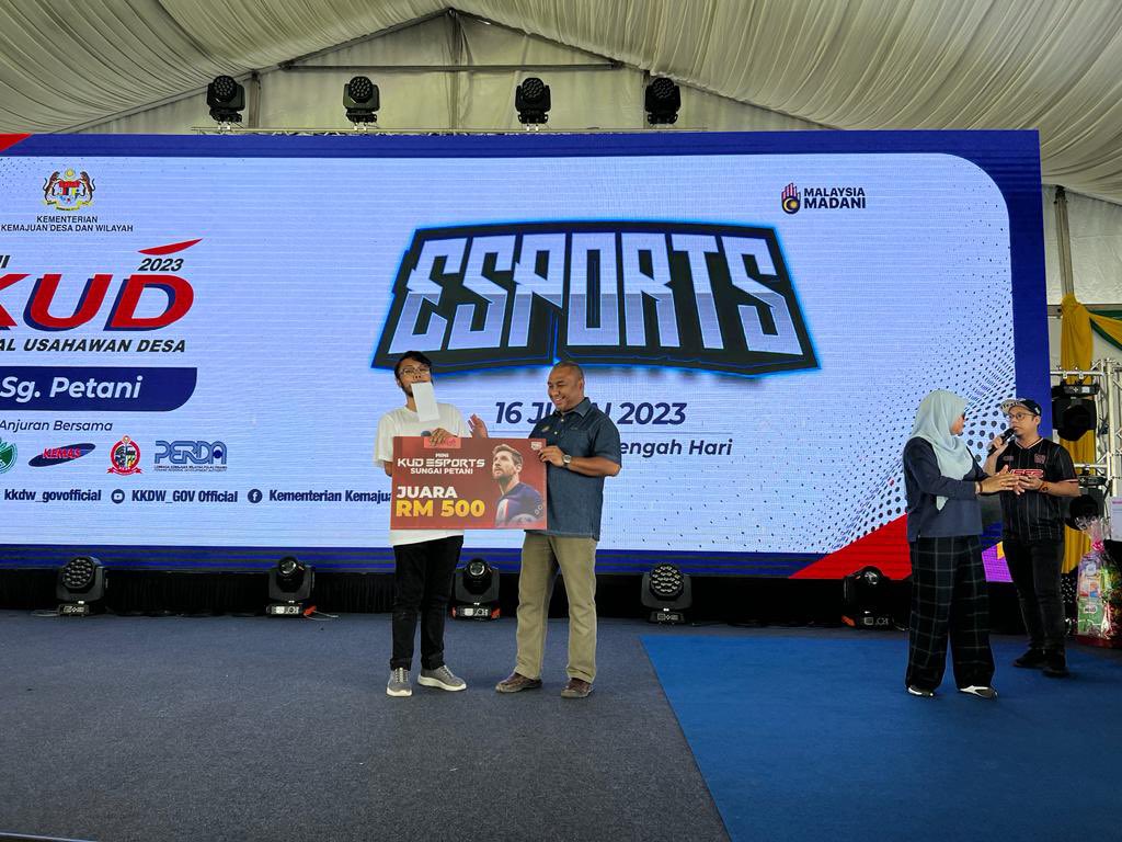 SenawangTV's tweet photo. Ayuh waghih yang berminat register sebelum 22 Nov 2023.

Link register - https://t.co/zNE61S9Nws

Pertanyaan lanjut - https://t.co/mqLrSAeRnA

🔺MLBB - RM2000
🔺PUGM - RM2000
🔺FIFA23 PS5 - RM1000

📍Anjung Flora Presint 4 Putrajaya
📅25 &amp; 26 November 2023
⏰10:00 AM - 10:00 PM https://t.co/3x9H9fgmCM