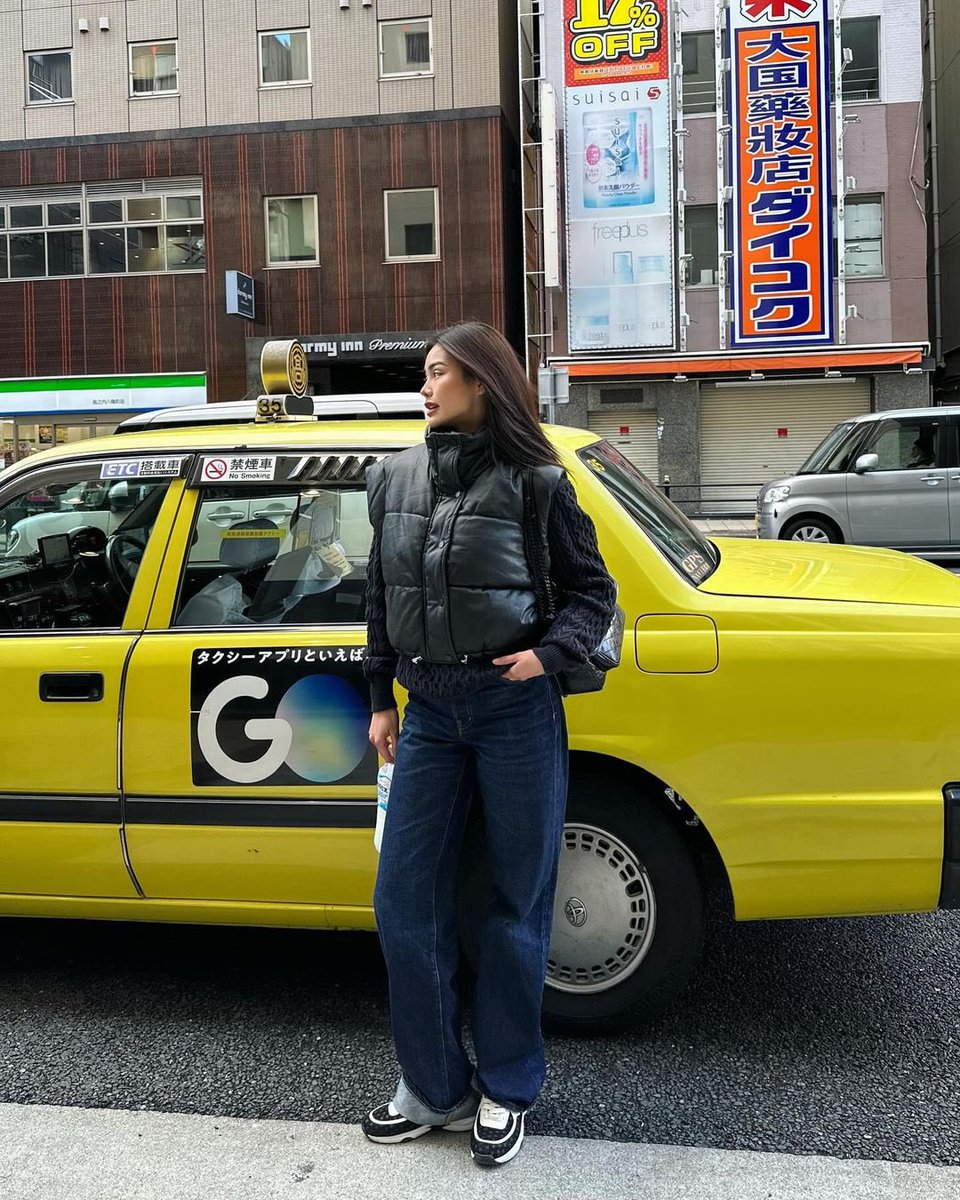engfadom's tweet photo. เท่ที่สุดใน Osaka แล้วค่ะ 🖤

ใครคิดถึงพี่ฟ้าเย็นนี้มาเจอพี่ฟ้าได้ที่งาน Final Miss Grand P2S 2024 ที่ MGI Hall นะคะ 🎊

LOVELY DAY19 ENGFA
#อิงฟ้ามหาชน #EngfaWaraha @EWaraha https://t.co/rmpqYV4U34