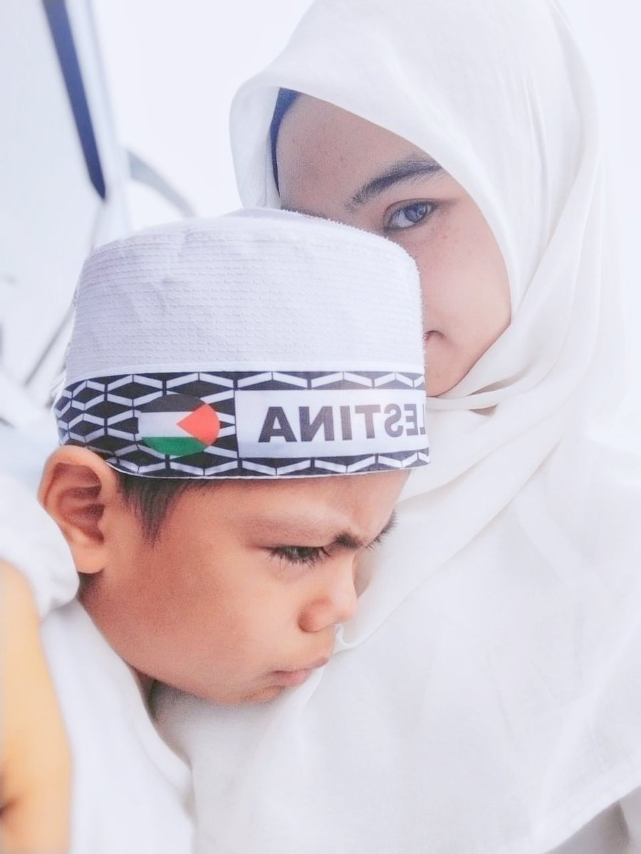 93irmaaa's tweet photo. Ghazan For Gaza

Betul, nama anak ini adalah Ghazan. Di saat sedang bingungnya memilih nama untuknya ketika baru lahir, dalam hati selalu terpaut akan tegarnya iman orang2 yang terjajah di jalur Gaza. 
Ku sematkan untuknya sebuah nama Ghazan
#aksiakbarbelapalestina 
#cikarang https://t.co/8CskVtSWAC