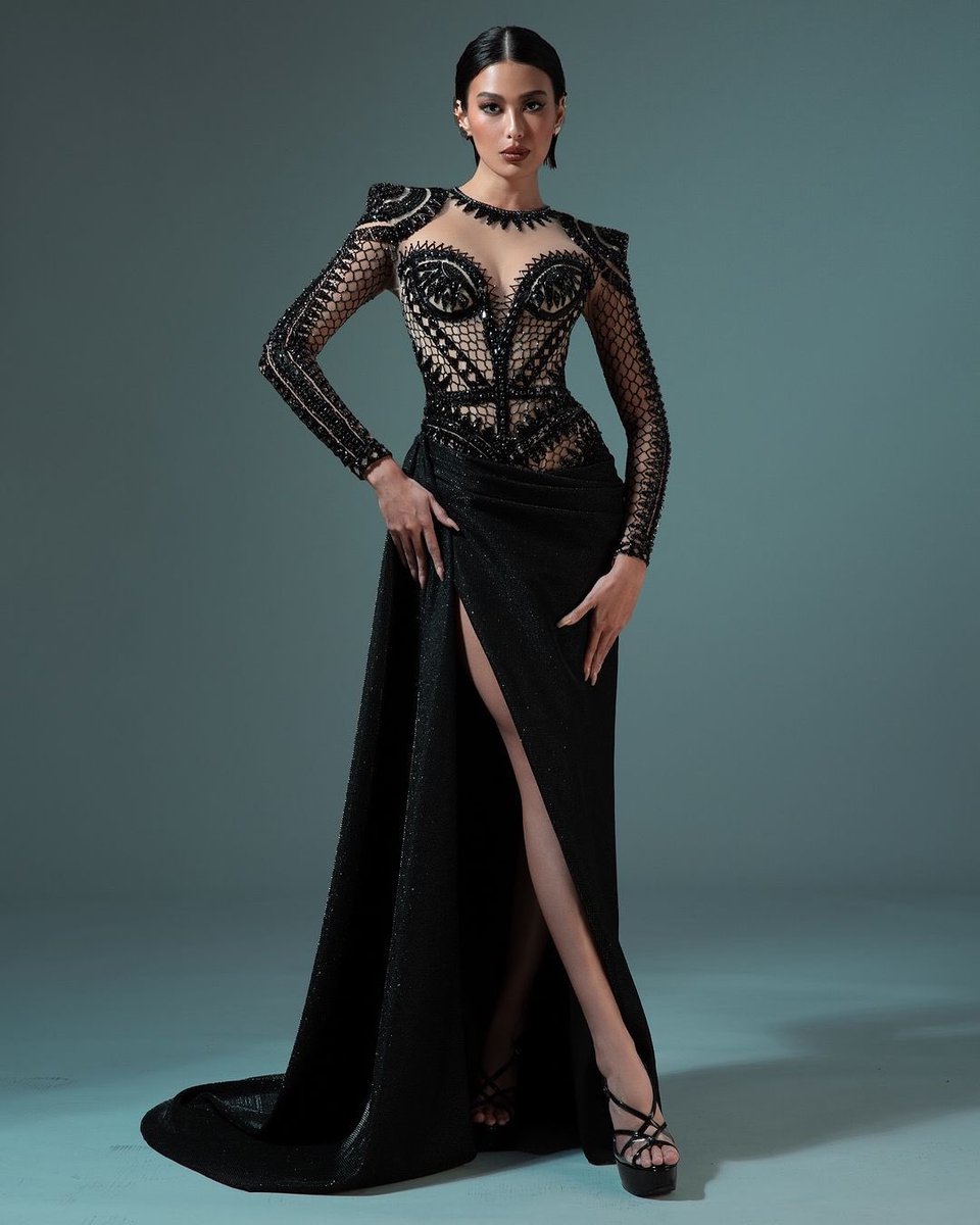 chemallo47's tweet photo. @MissUniverse @porxild Hello @MissUniverse organization. How come Miss Universe Philippines #MichelleMarquezDee didn't make it to the Top 5 with this one?

#MissUniverse2023 https://t.co/RwsmXW9sh1