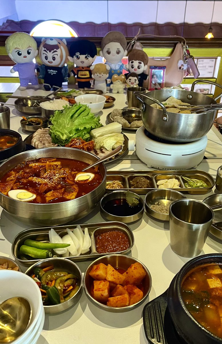 Baekhyun’s table 🩵🩵🩵

<a href="/e_xiu_only/">𝙀 • Geng-geng 𝙓𝙞𝙪𝙢𝙞𝙣 ✌️✌️</a> <a href="/cleyeol61/">C 🍒🐧</a> <a href="/__chae_/">ellie ✨🍌</a> <a href="/byunkimloey/">알아 ᥫ᭡ 🐶⚡️🍒🐧</a>