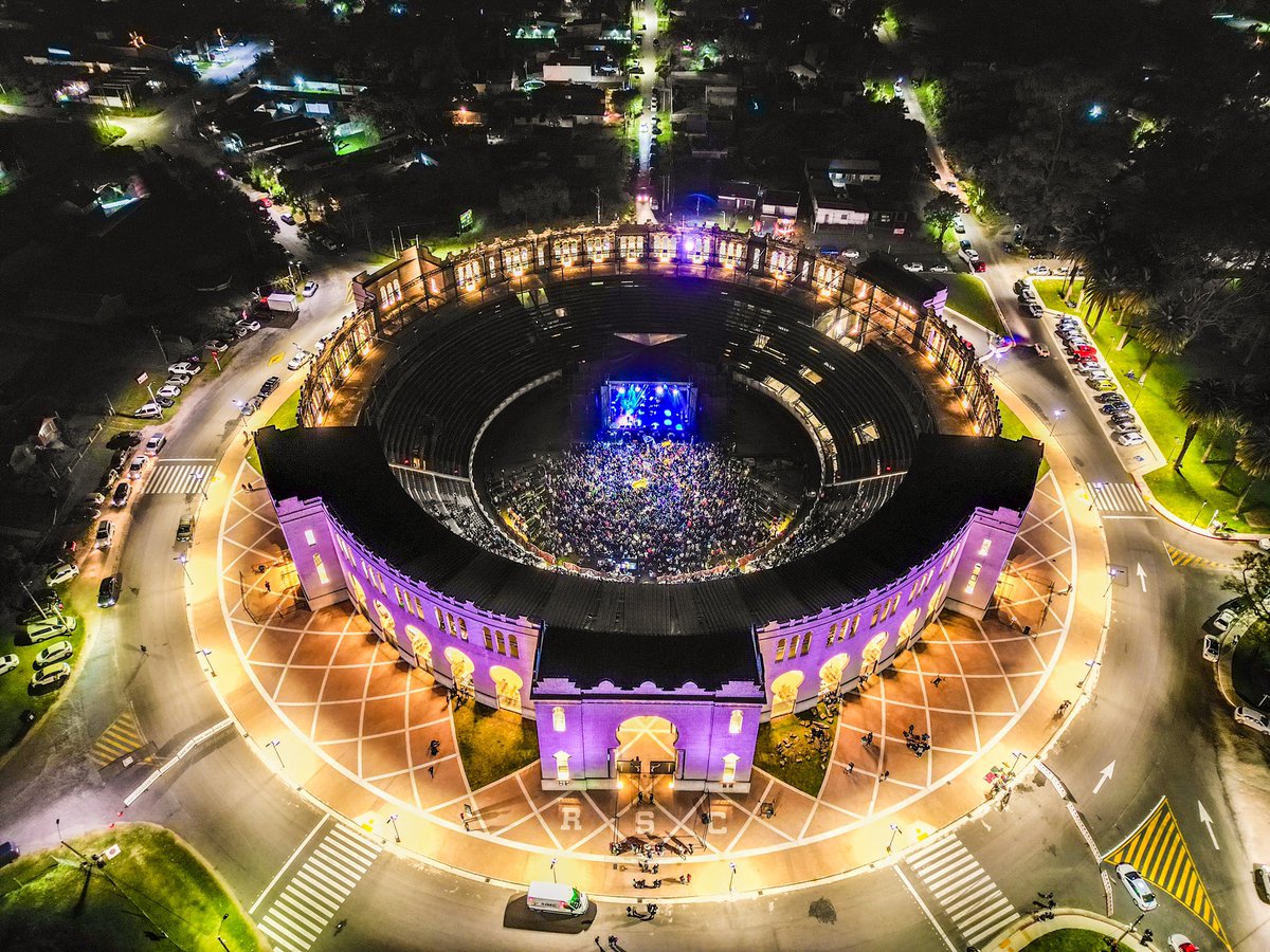 La Vela Puerca tweet media