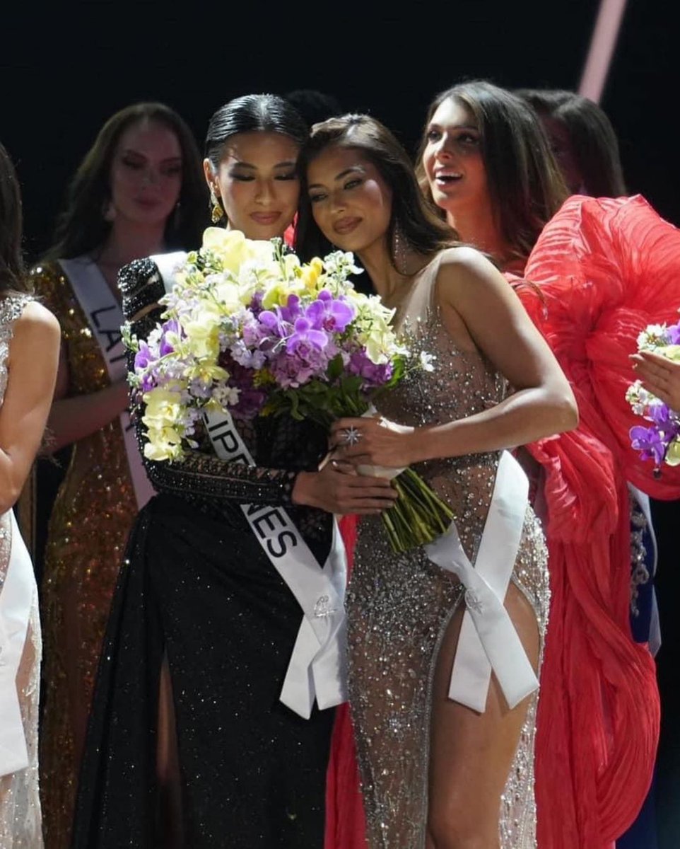 PageantsNEWS's tweet photo. Philippines 🇵🇭 Thailand 🇹🇭❤️❤️ #MissUniverse2023 https://t.co/ggmeY3nLyQ