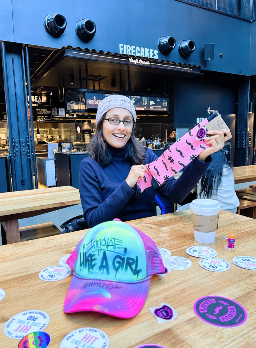 Shout out to Vi for snagging last pair of #pinksocks at the @hitlikeagirlpod #Chicago meetup. I cannot think of anyone more deserving, daring and kind. Welcome to the #pinksockstribe ❤️