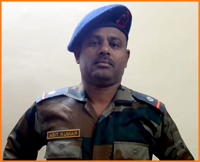 TheArvindPandey's tweet photo. माँ भारती की सेवा हेतु जम्मू में तैनात उत्तराखण्ड के वीर सपूत, लक्खीपुर दिनेशपुर जनपद जनपद उधम सिंह नगर निवासी नायब सूबेदार असित कुमार जी के सड़क दुर्घटना में निधन पर गहरा दुःख प्रकट करता हूँ।

#NaibSubedar | #AsitKumar | #Gadarpur | #Uttarakhand https://t.co/R1anRltHeK