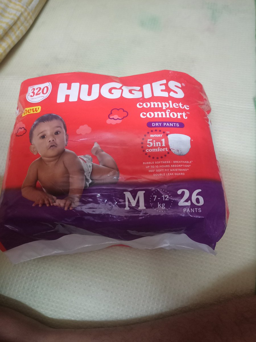 SoumenMamonPal's tweet photo. Maine odder Kiya Huggies Wander pant lekin mukje Mila Huggies Dry pant. Aj ka date 18/11/2023 me Huggies Dry 100pant ka price hai Rs790. Jabki Maine Huggies Wander 100pant k liye Rs 869 pay Kiya, Rs79 mujse Jada liya gaya @Flipkart @flipkartsupport https://t.co/V0rewTnOSX