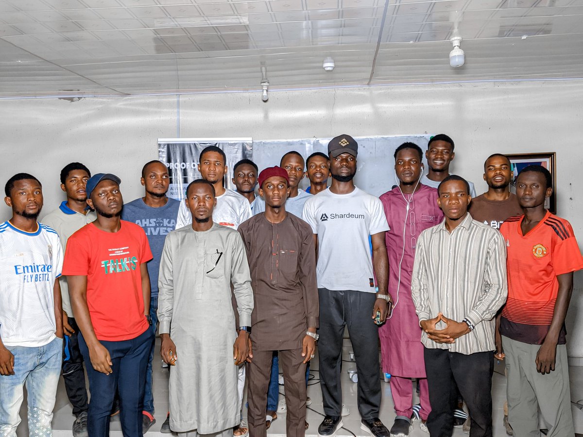 mzkofare's tweet photo. Had an incredible time at the blockchain event! 🚀 With @240Nature in #Mubi Campus 😎
Explored the fascinating world of #Web3 🔗💻 Get to know more about smart contract and solidity programming language 🤯⚡
Cc: @shardeum #ProofOfCommunity #ADSU #Mubi https://t.co/ySIjJ82DG8
