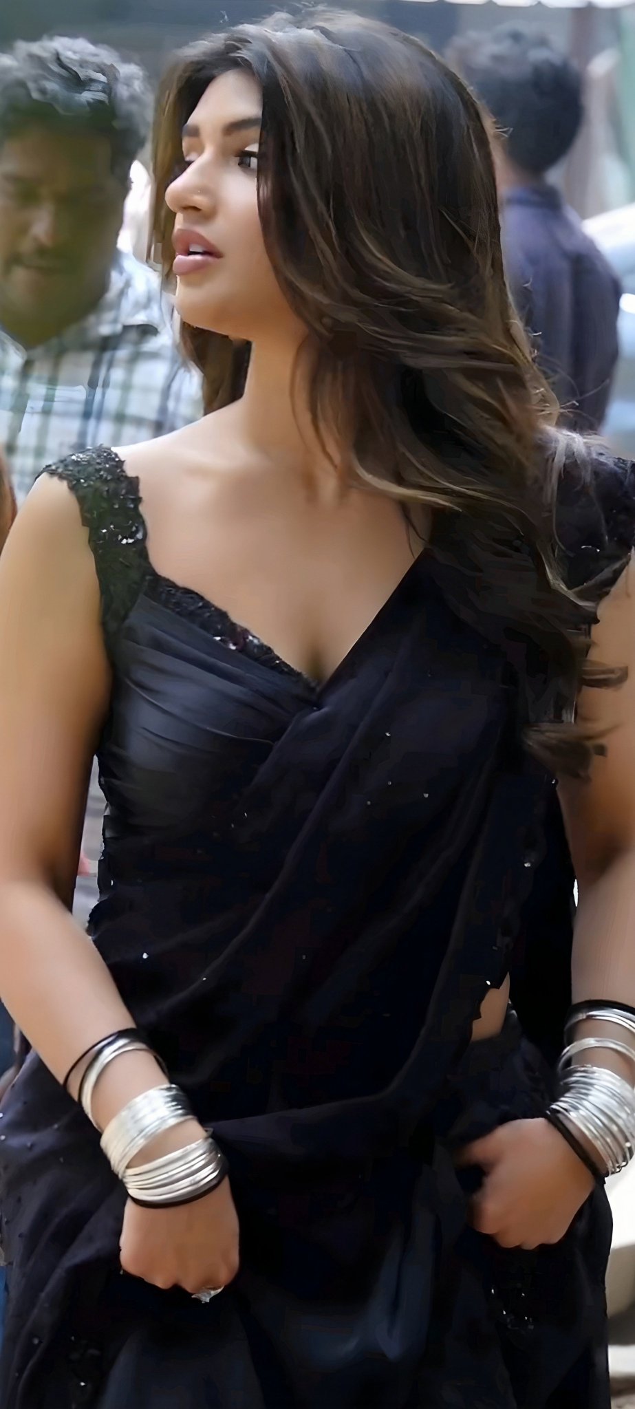 F_RaJKSboAAwMOV?format=jpg&name=large