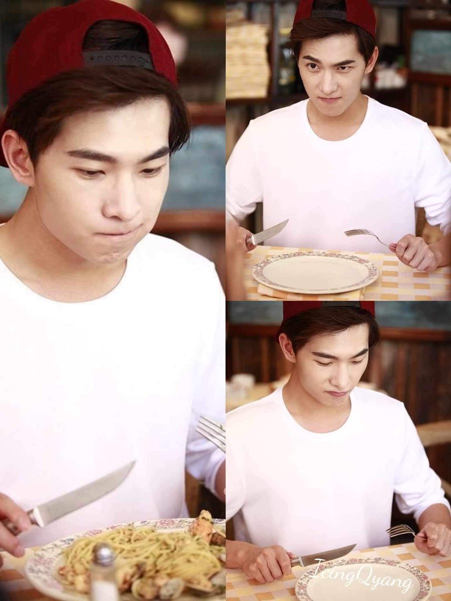 icingquinyang2's tweet image. I miss seeing #candidphotos of playful #funky
#funnyfaces of #YangYang杨洋 like these ones. #throwbackpix #childlikeman #cutenessoverload .