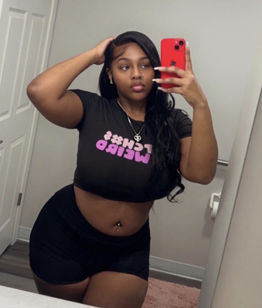 Ky_Flawless's tweet photo. I love my body 🤤🫶🏽 https://t.co/uU8mymAuxq