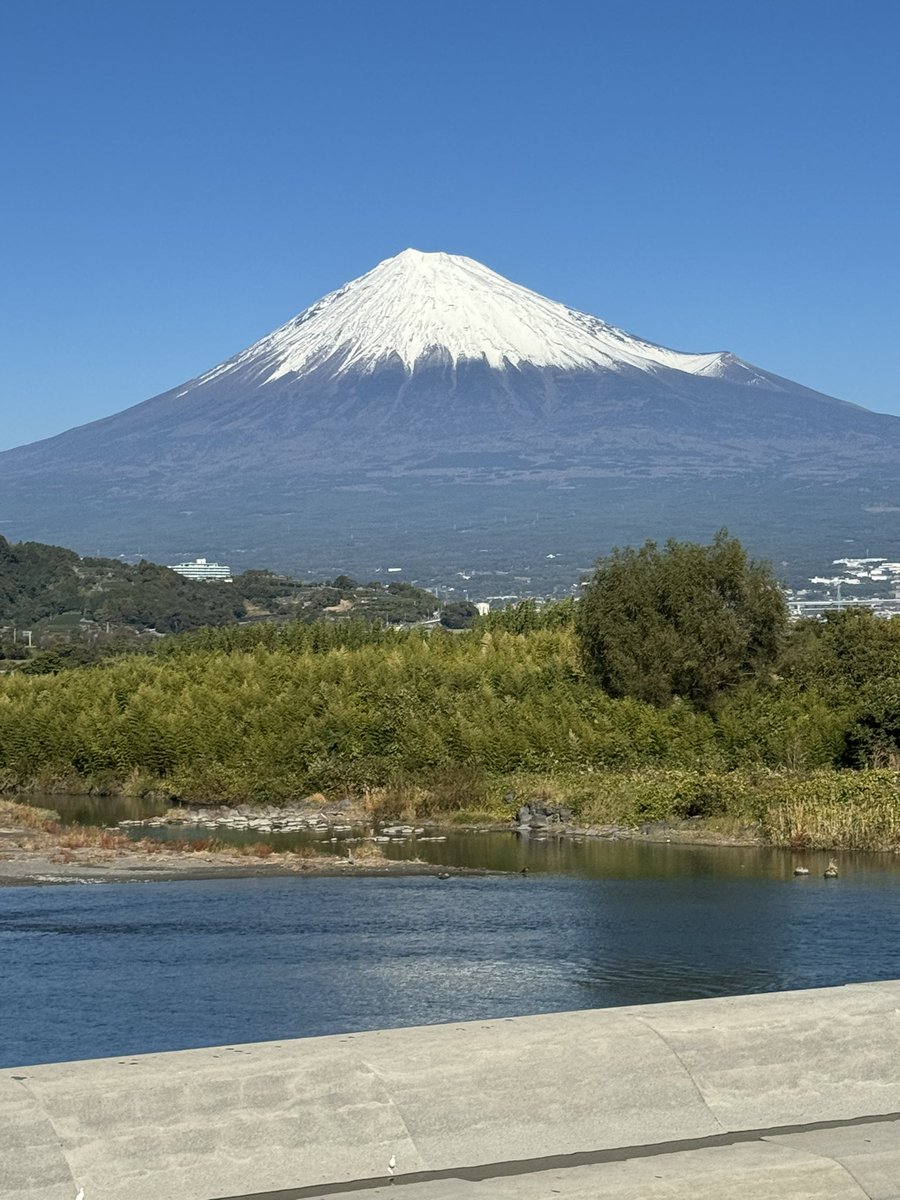今日の富士山❗️めっちゃ綺麗だけど、寒い❗️