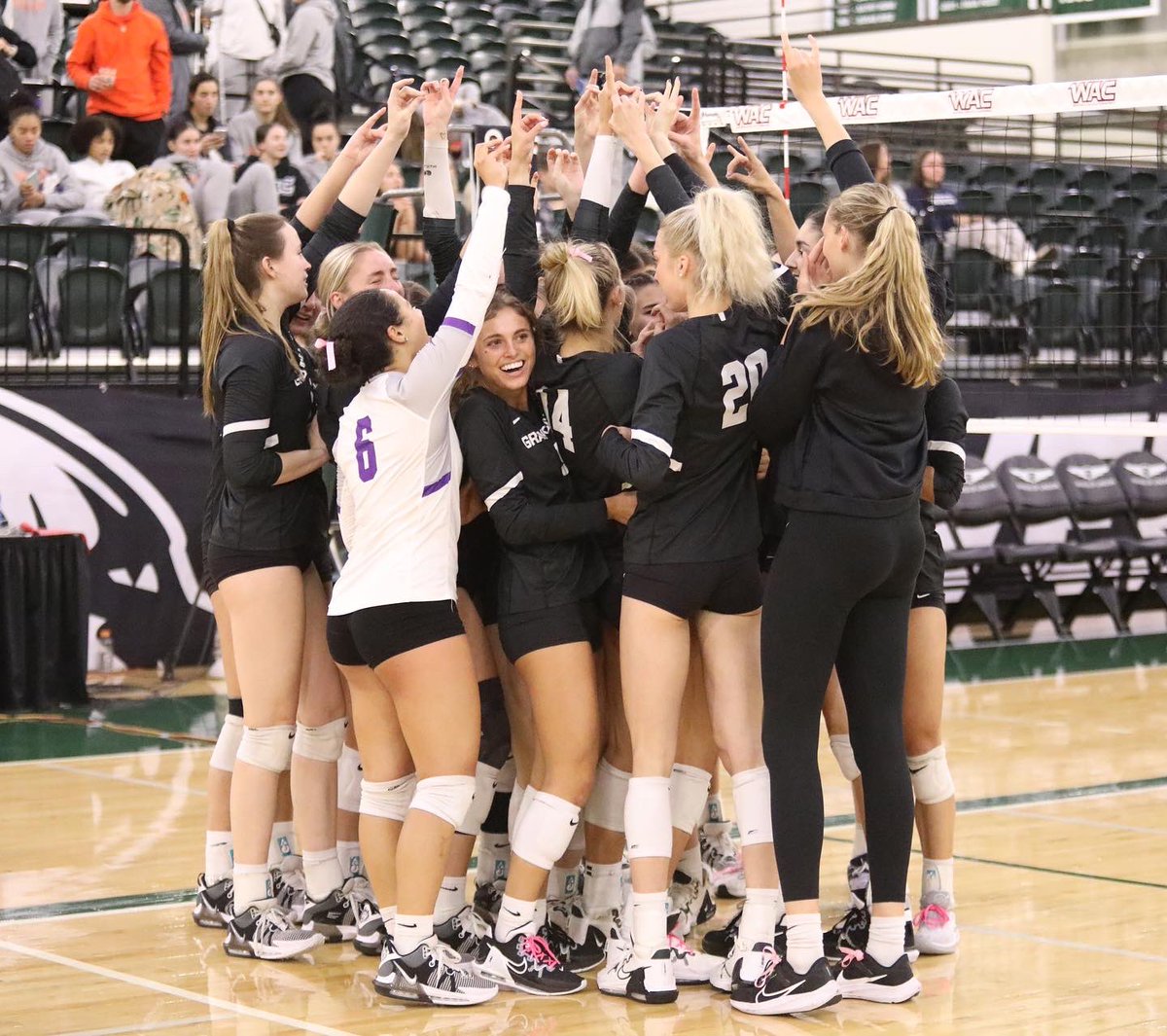 THIS moment 📸🤩 #LopesUp