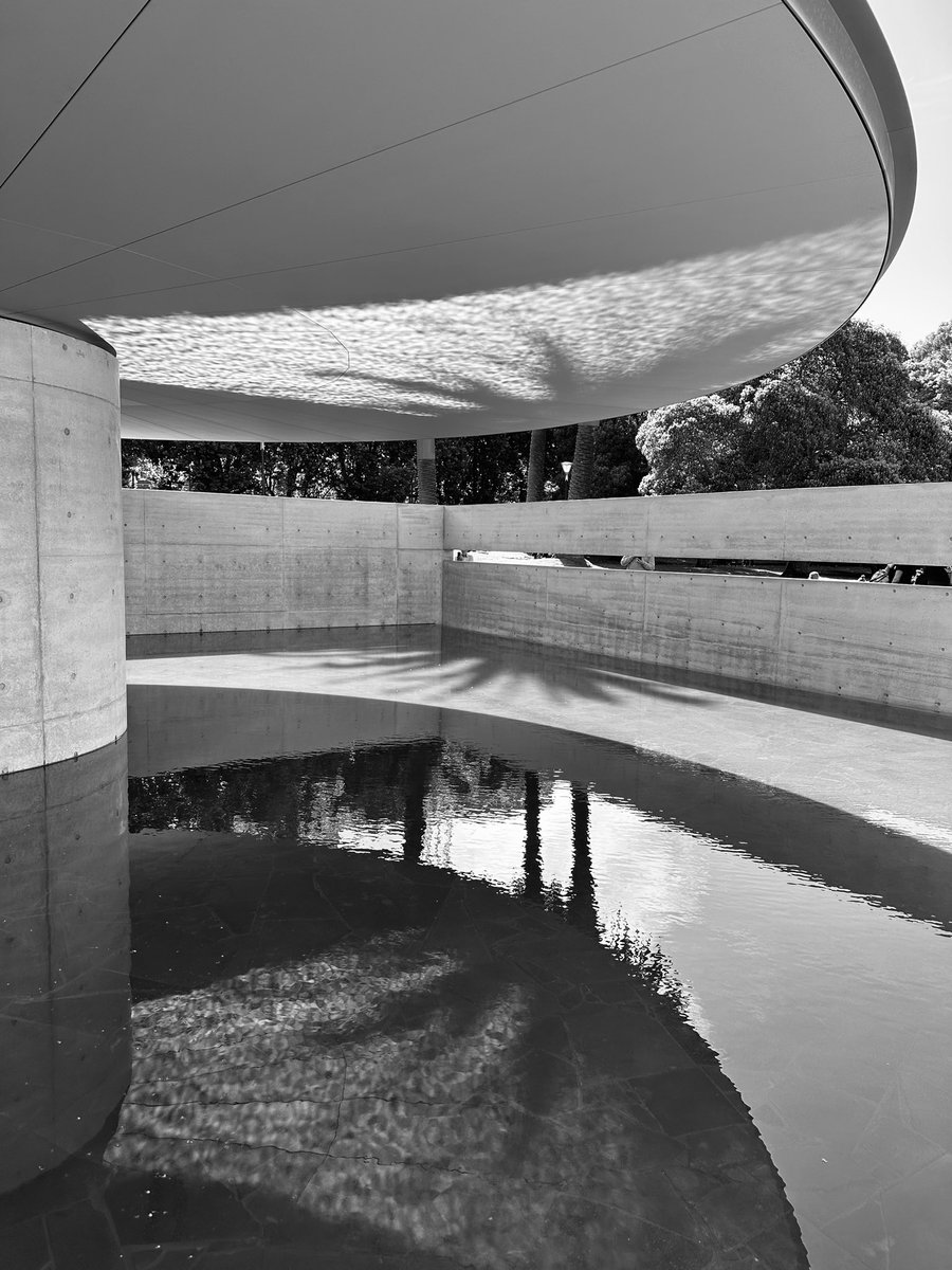 richardking1969's tweet photo. MPavilion 10 by Tadao Ando in collaboration with Sean Godsell. Beautiful, tranquil space for reflection. #mpavilion #mp10 #architecture #tadaoando #melbourne #seangodsellarchitects #naomiingramfoundation #reflection #design https://t.co/fbU932YVuI