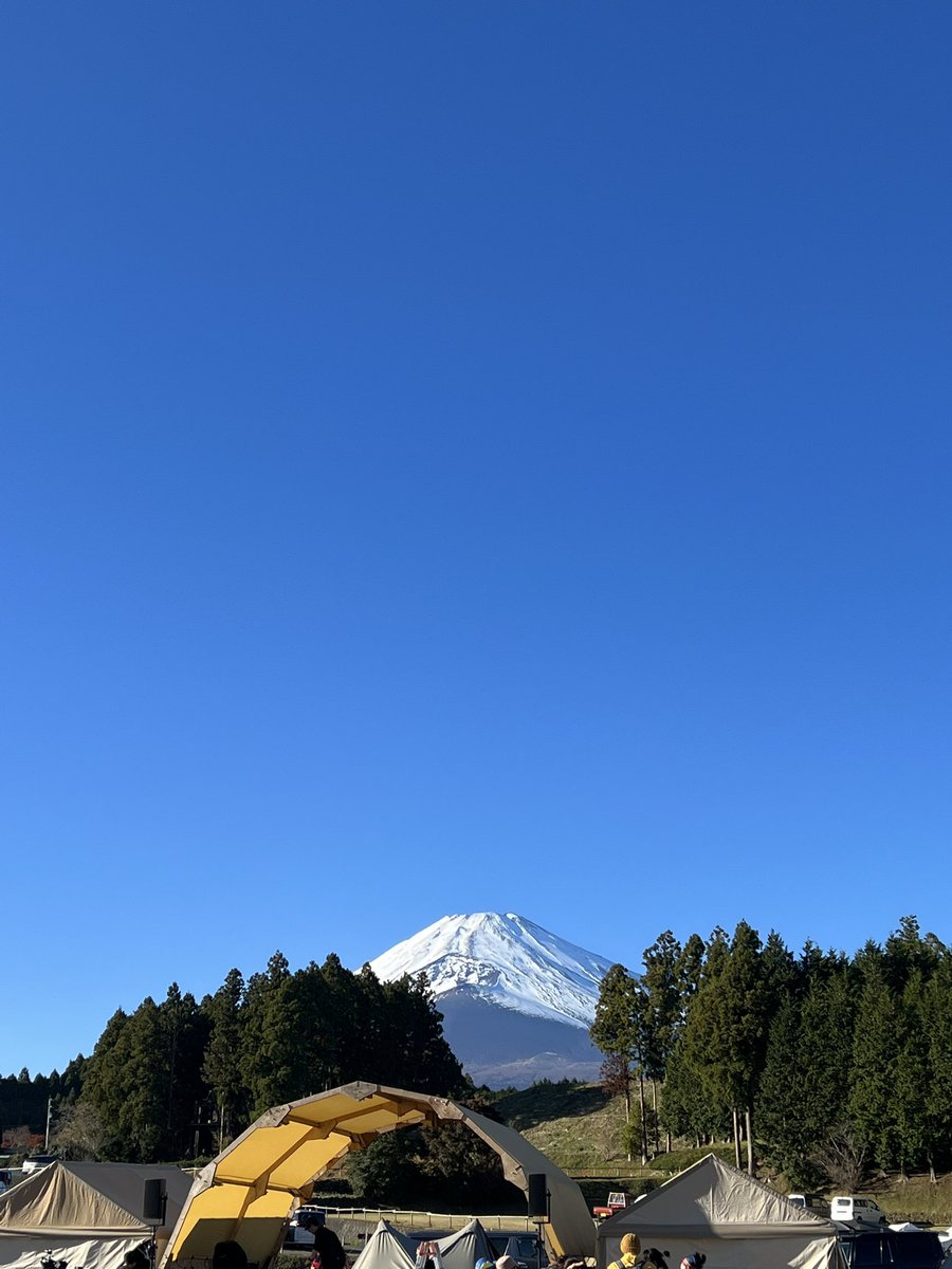 romantichour_jp's tweet photo. ROMANTIC HOUR'23 ⭐︎ DAY 2
終了いたしました!
ご来場誠にありがとうございました🗻
お気をつけてお帰りくださいませ🍃
#RH23 https://t.co/C72nU6D1Z9