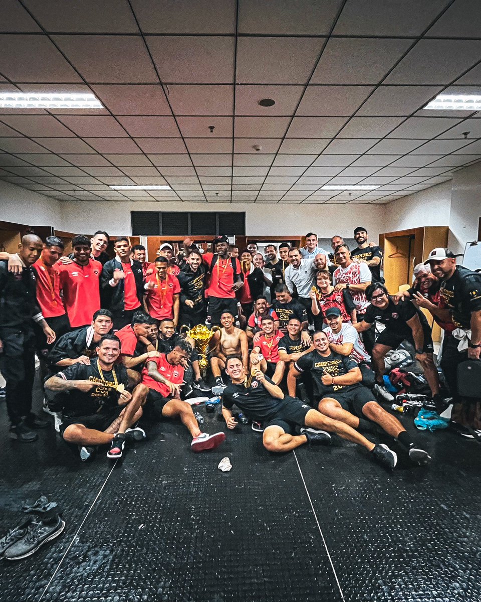 ❤️ y 🔁 S͎I͎ ͎T͎A͎M͎B͎I͎É͎N͎ ͎S͎O͎S͎ ͎C͎A͎M͎P͎E͎Ó͎N͎

#VamosLEONES  🦁
#NacionalRojiNegro 🔴⚫️