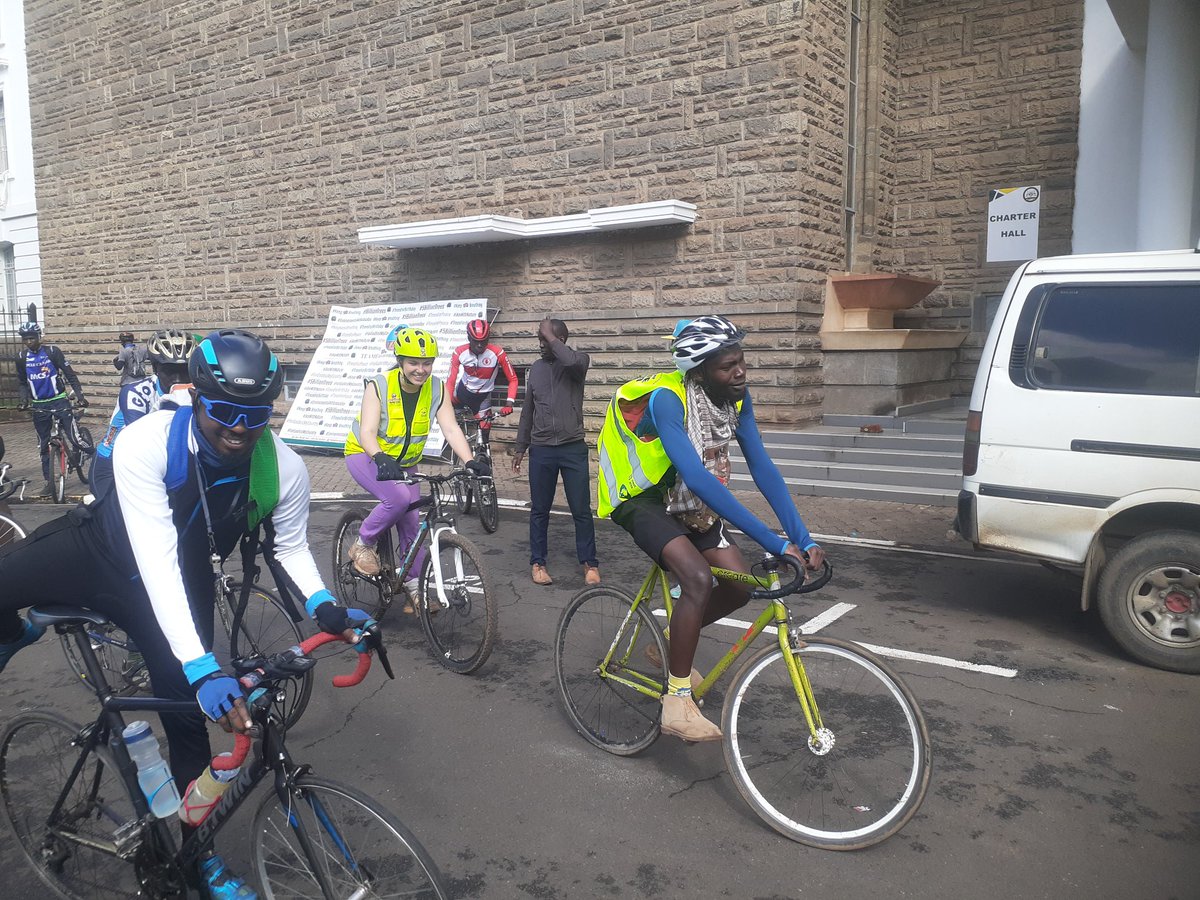Wahengayouths's tweet photo. Yesterday we joined a team of cyclists to cycle all the way to Ngong hills and back for the Environment justice/ Climate Action 
@Omaresamuel_ @KephaNyaega https://t.co/FyJ9eTP7RX