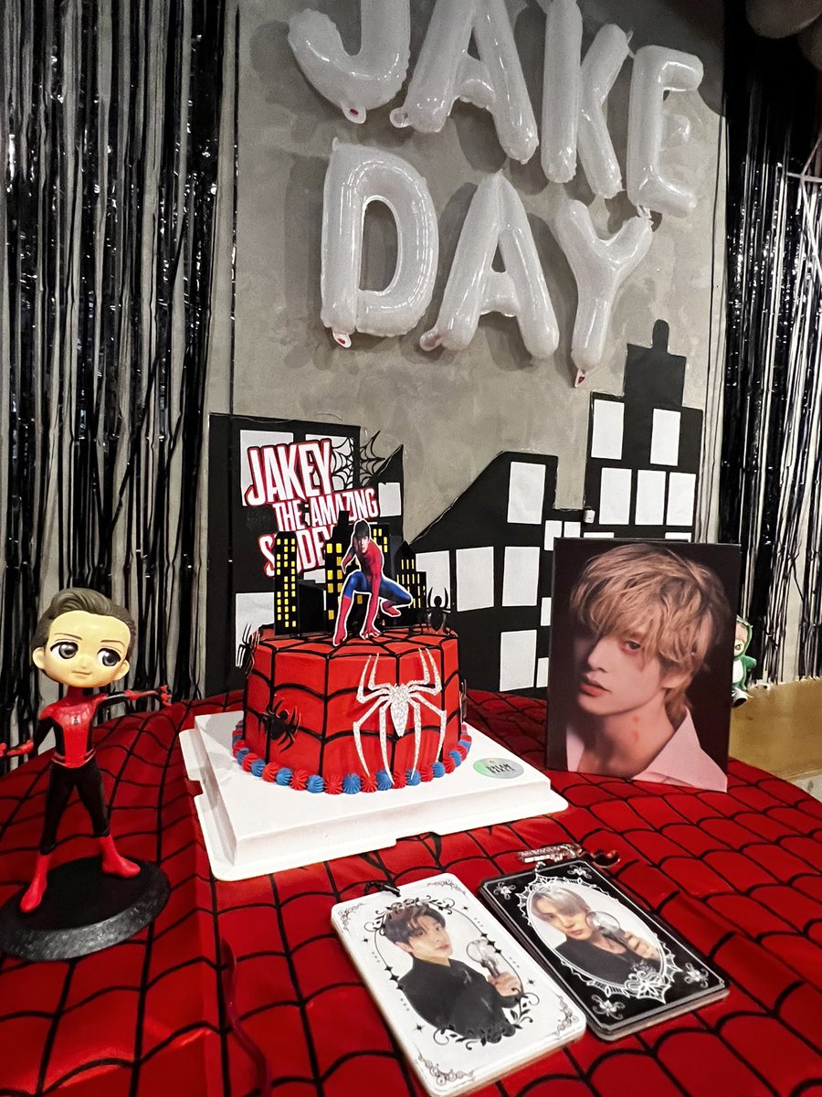 alwaysheevanlee's tweet photo. Happy Jake Day!!!
#JAKEYTHESPIDEY https://t.co/NgP1yVZYnz
