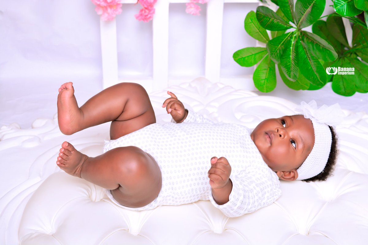 Four months on Baby Kaylah 🤍🐹🐇

To book a baby shoot:
📞 0721959237
📧 Bookbananaimperium@gmail.com 
📍 Eldoret , Kenya 

#Bananagirl #Diddy #Cassie #EldoretCity 
#bananaimperiumstudios #Happybirthday