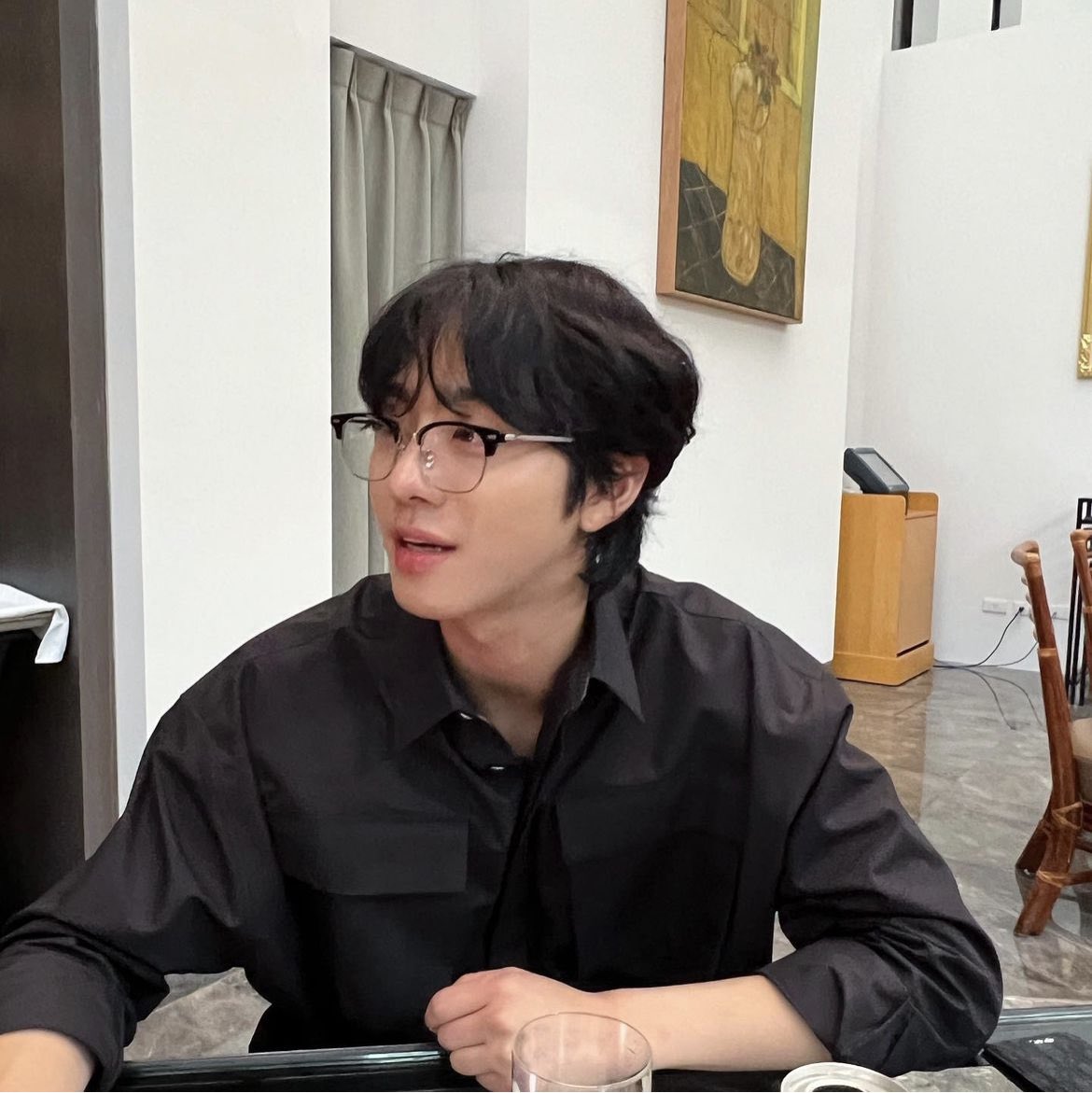 Mooo05Neee4's tweet photo. 生ヒョソプに逢えたおかげでまた韓国語勉強する気になった🥰
3ヶ月振くらい？？？
まだまだ超初心者です🔰
　
めがねヒョソプさんも好き
次は生めがねヒョソプを拝みたい

 #アンヒョソプ
 #안효섭
 #폴짝 https://t.co/4PqOb5re4y