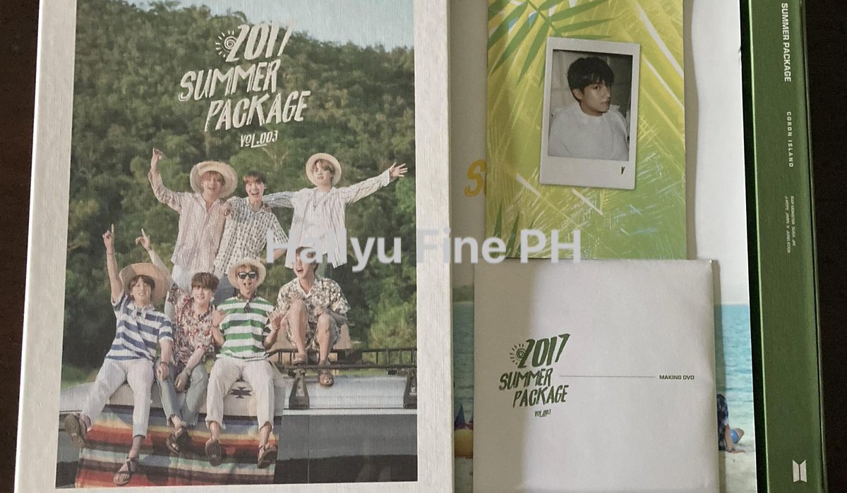 HallyuFinePH's tweet photo. @kpoprtph @btsmerchphrts @btsmarketph wts lfb onhand ph
#BTS Official merchs

Oneul Exhibition Photobook - Php 1,800
2017 Summer Package - Php 1,800

DM to avail 🙏🏼 https://t.co/UoT7zp42An