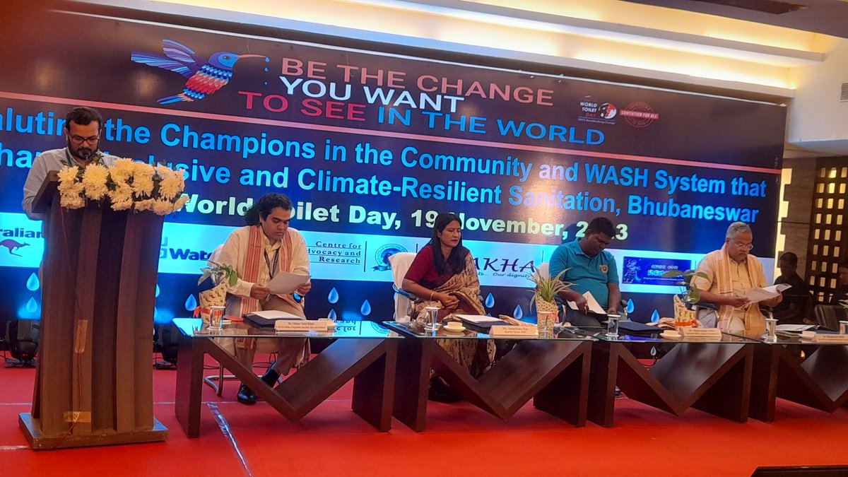 SudarshanCray's tweet photo. #WorldToiletDay #WTD2023
Saluting the champions in the community n #WASH system that Shaping inclusive #Climate-Resilient Sanitaion in #Bhubaneswar.
The event organised jointly by @bmcbbsr n @CFARngo
Bhubaneswar Smart  City Mayor @Sulochana_Apa joined as Chief Guest
@FocusOdisha https://t.co/8DNnmcMSRU