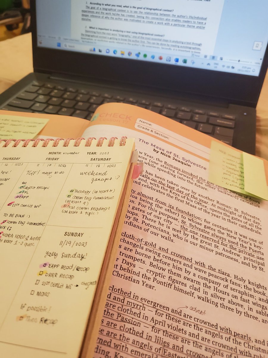 _danidiary's tweet photo. studying on a sunday bc this task (the story) seems interesting https://t.co/GR5Vy0OxgF