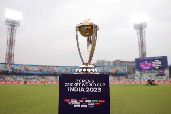 Ak151277's tweet photo. Wishing both teams the best of luck, may the spirit of sportsmanship prevail and may we witness an incredible spectacle on the field. 🇮🇳🆚🇦🇺 #CricketWorldCup #IndvsAus #GameOn" https://t.co/cfb6s9IURU