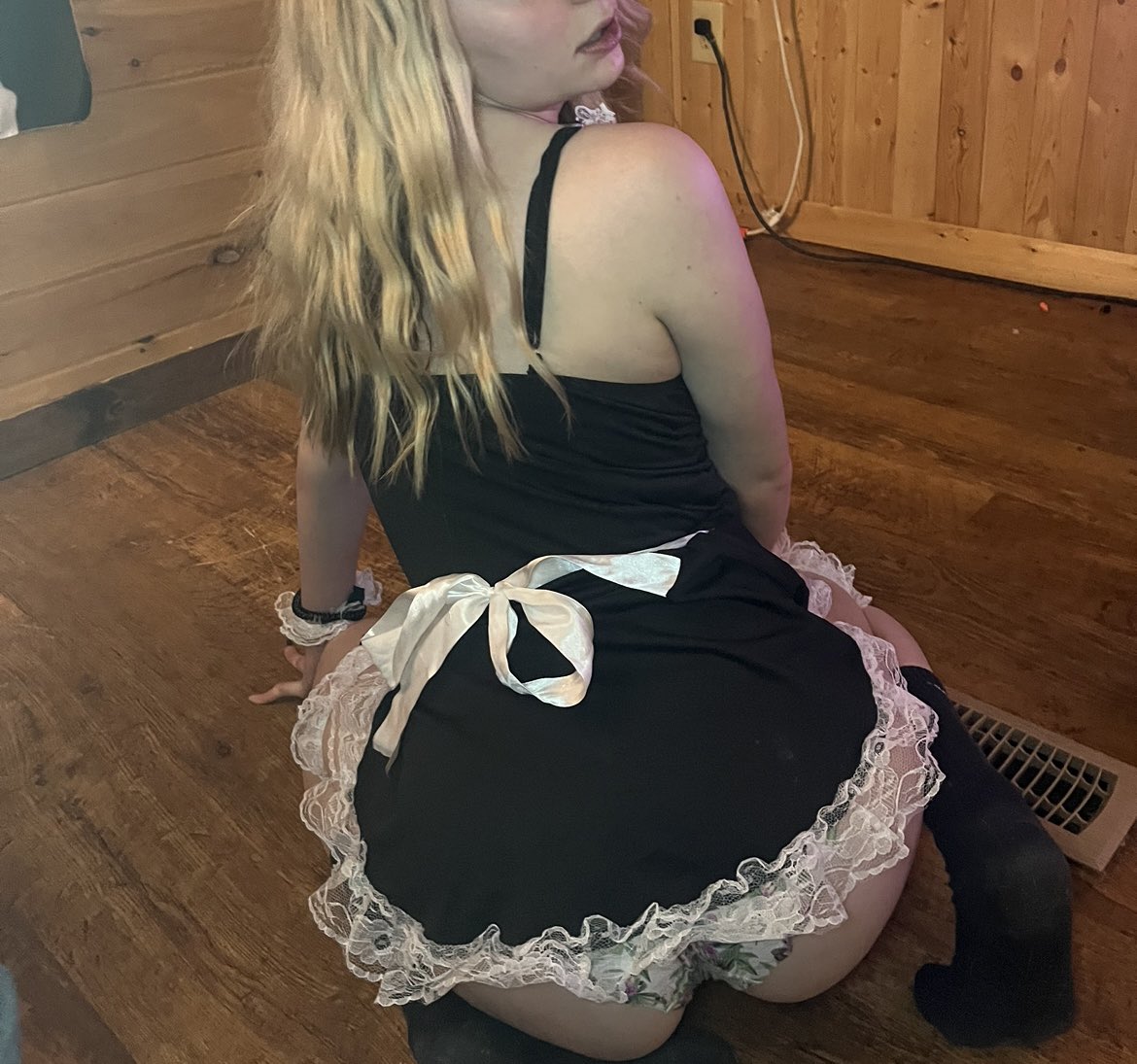 myniitram's tweet photo. selling content😽💦 check out my onlyfans for more, link in bio🫶🏼 #maid #maidcostume #of #spicy #spicycontent #spicycontentcreator #onlyfans https://t.co/GdmhIzuu83