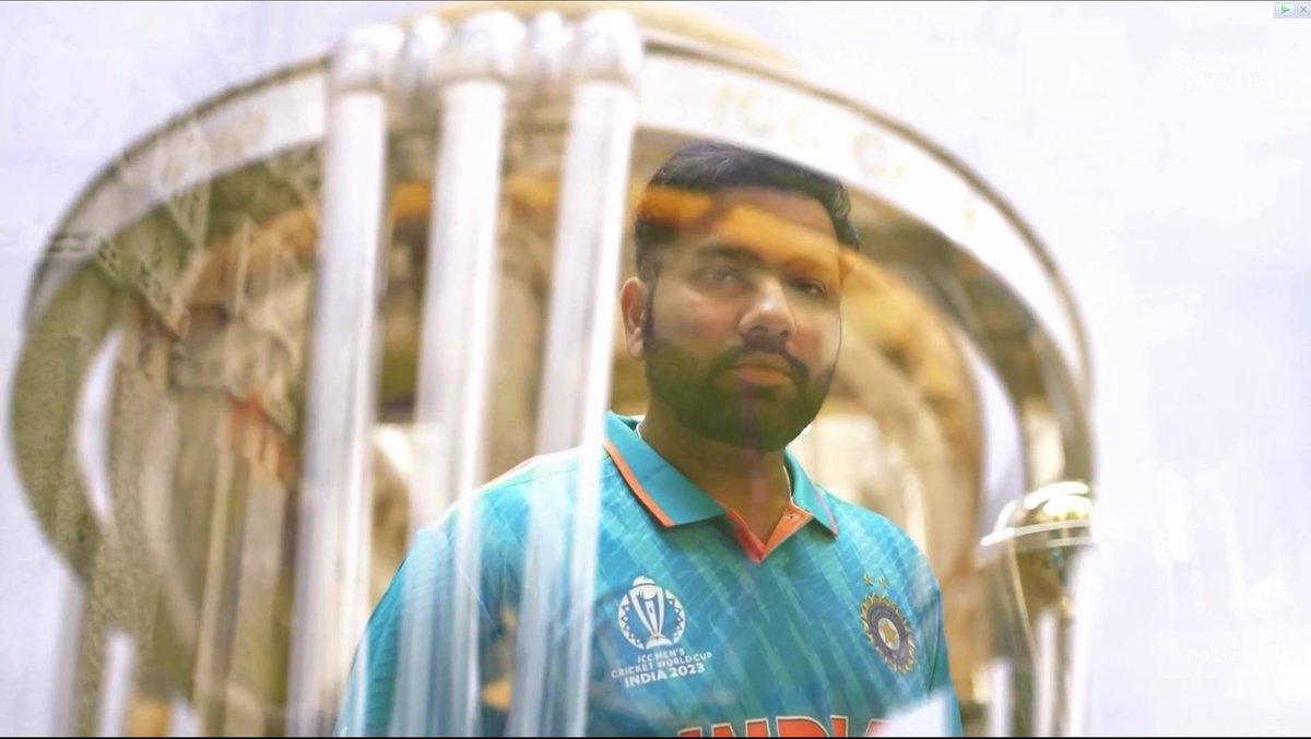 CricCrazyJohns's tweet image. What a frame. 🇮🇳

- Rohit Sharma with World Cup Trophy.