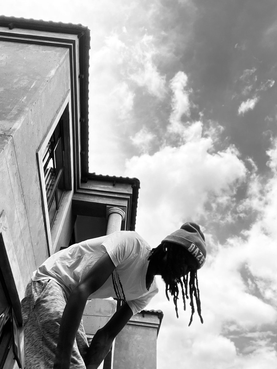 SheyVaLeGangsta's tweet photo. You still don’t believe then I’ll make you believe Lesedi Pictures 🌞🇿🇦 Dedicated Hustle ent #DHent
#RealLifeAcademy available on all digital platforms https://t.co/n6xW73IpBv
#SAMA29 #sahiphop #Pretoria #tembisa #Botswana #SouthAfrica #music #rap #sahiphopwave https://t.co/1h65FIgvWK